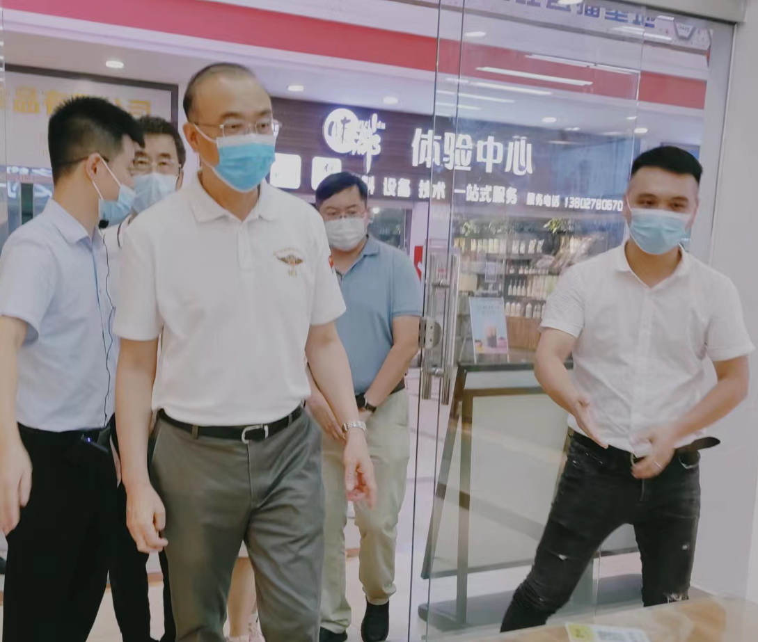 广州白云区潘志军区长一行到金达调研“食材之都”转型升级工作 广州白云区潘志军区长一行到金达调研“食材之都”转型升级工作
